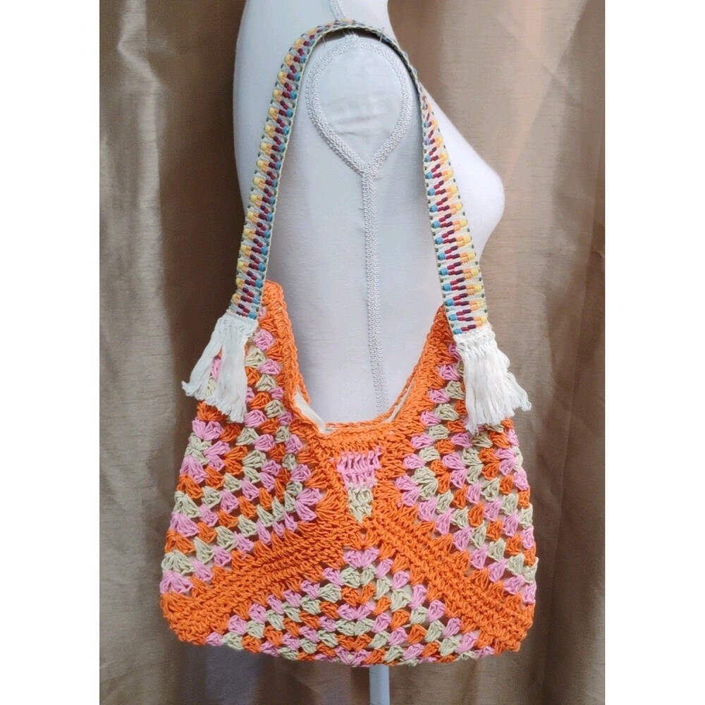 Crochet raffiaBoho/Beach  Shoulder Bag Orange Pink Tassel Magnetic Closure Lined